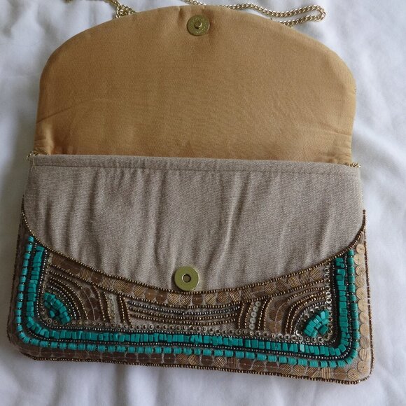 Beaded purse, chain strap, magnet closure, turquoise, gold, silver, bronze beads - Picture 3 of 9